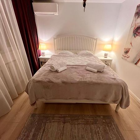 Modern & Cozy 2 Rooms Apartment Бухарест Экстерьер фото